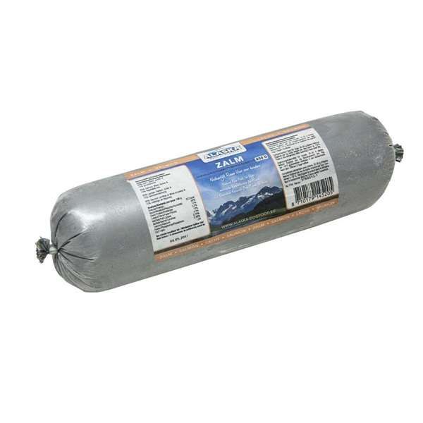 Eine Frostfleischrolle mit silbernem Kunstdarm und der Aufschrift „Lachs“. Verpackt in einem nicht essbaren Kunstdarm. Die Füllung ist nicht sichtbar.